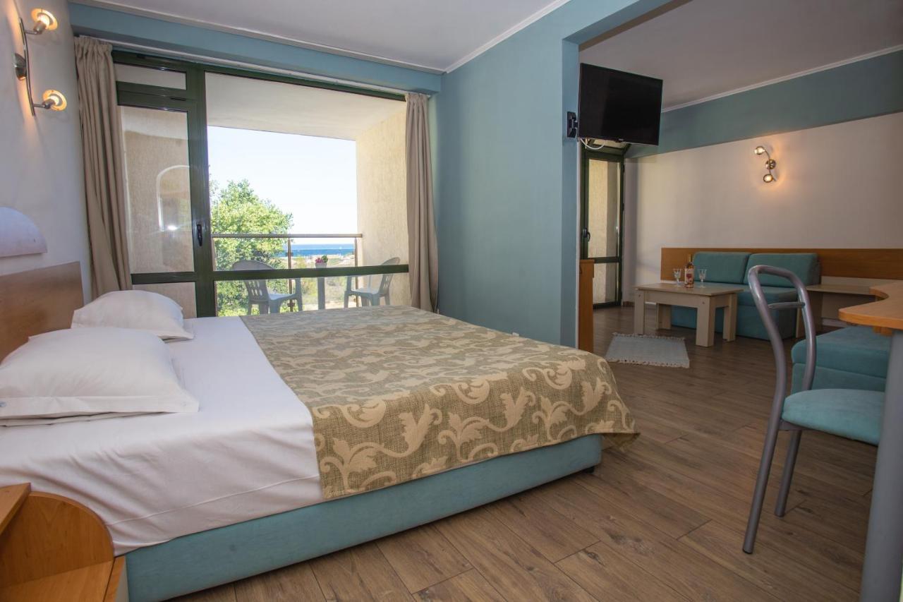 Amfibia Beach Complex Солнечный берег Экстерьер фото