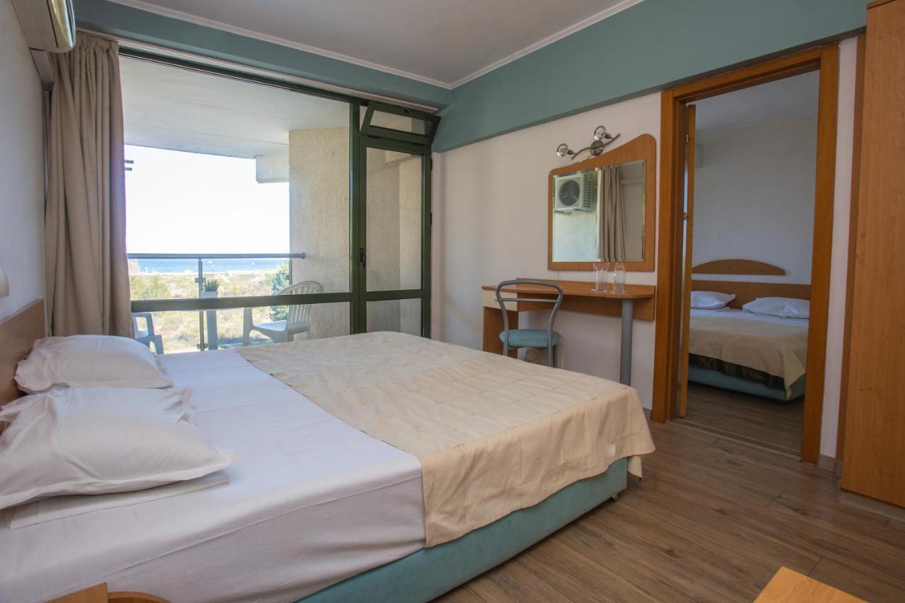 Amfibia Beach Complex Солнечный берег Экстерьер фото